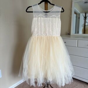 Trish Scully Formal Lace and Tulle Dress Girl's Size 14